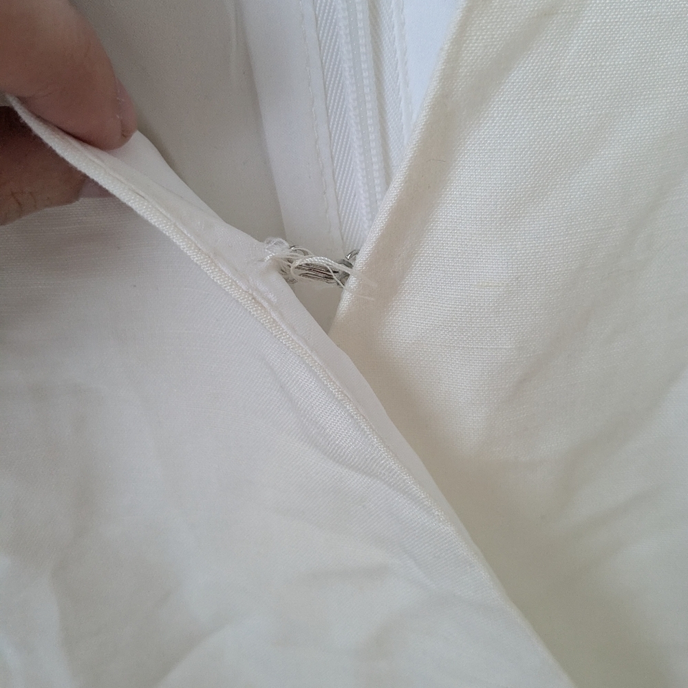 Banana Republic linen/ cCotton blend shorts romper- Size 12 - Picture 4 of 9